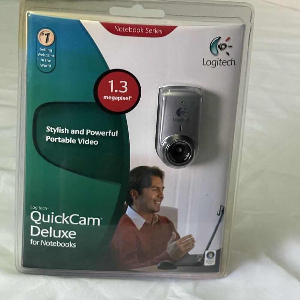 Logitech QuickCam Deluxe for Notebooks 1.3 MegaPixels WebCam USB 2.0
